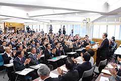 http://www.e-giin.net/_public/get_image.php?image_no=2040&element_type=4&id=kimukuni