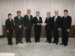 http://www.e-giin.net/_public/get_image.php?image_no=767&element_type=2&id=kimukuni